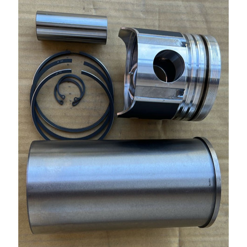 1.7.3343, 1.5.0612 Piston with rings and cylinder liner for Andoria 4C90, 4CT90 engine