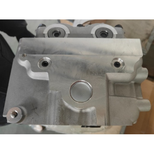 1005B340, 1005B341 Head 4M41 MITSUBISHI 3.2 complete 908500, 908500K