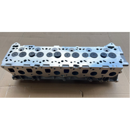 Complete cylinder head 11040VB301 RD28 NISSAN PATROL Y61 2.8