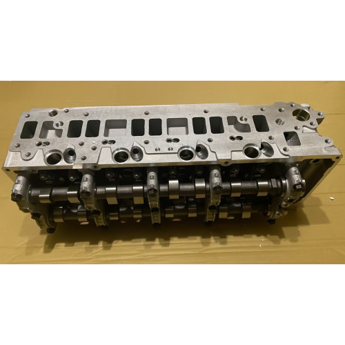 ME204200 Головка 4M41 3.2 DI-D MITSUBISHI PAJERO комплектна