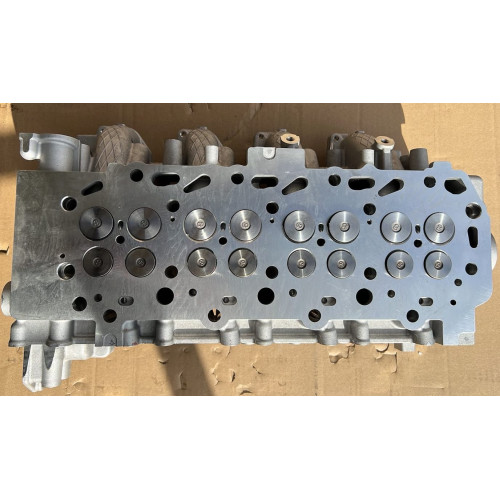 Комплекна головка ГБЦ Mitsubishi 4D56U 4D56T 2.5 16V CRDI 1005A560, 1005B452, 1005B453