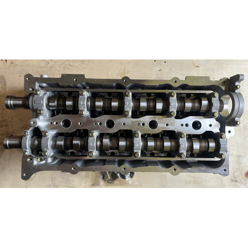 Комплектна головка блока двигуна D4CB 2.5 CRDi (KIA Sorento, HYUNDAI H100, H-1)