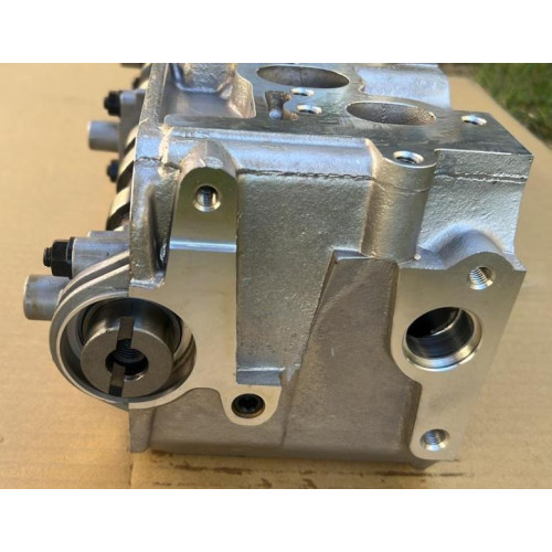 074-103-351A Головка блока циліндрів VW Transporter T4 2.4D AAB комплектна, нова