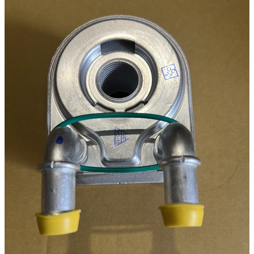 Oil cooler 213050003R 1.4 TCe Renault H4Jt H4J700 H4J 700 NISSAN HR14DET