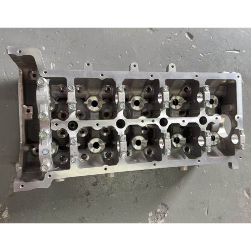 Camshaft journals area SsangYong bare head 672010A021 16V