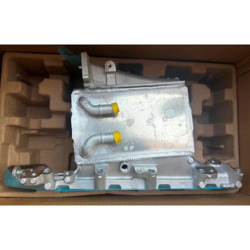04L129766N Впускний колектор VAG (VW, AUDI, Skoda, SEAT)