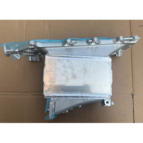 04L129766N Впускний колектор VAG (VW, AUDI, Skoda, SEAT)