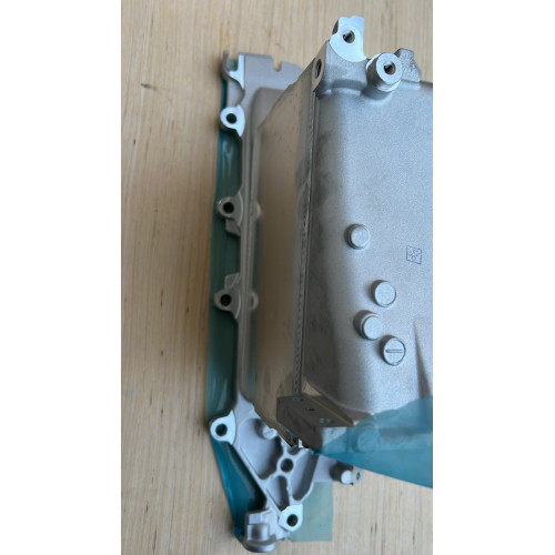 4L129766N_4L129766H_Vpusknyi_kolektor_VAG_VW_AUDI_Skoda_SEAT